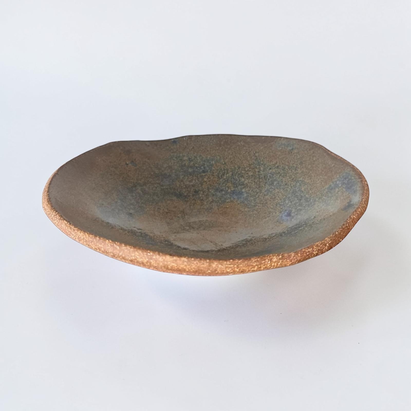 Assiette brute